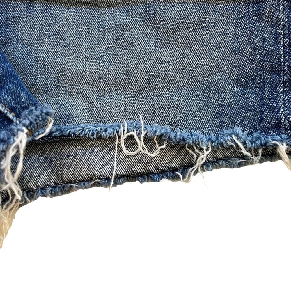 Madewell Denim Shorts High Rise Size 26 Blue Medium Wash Distressed Raw Hem - Picture 4 of 10